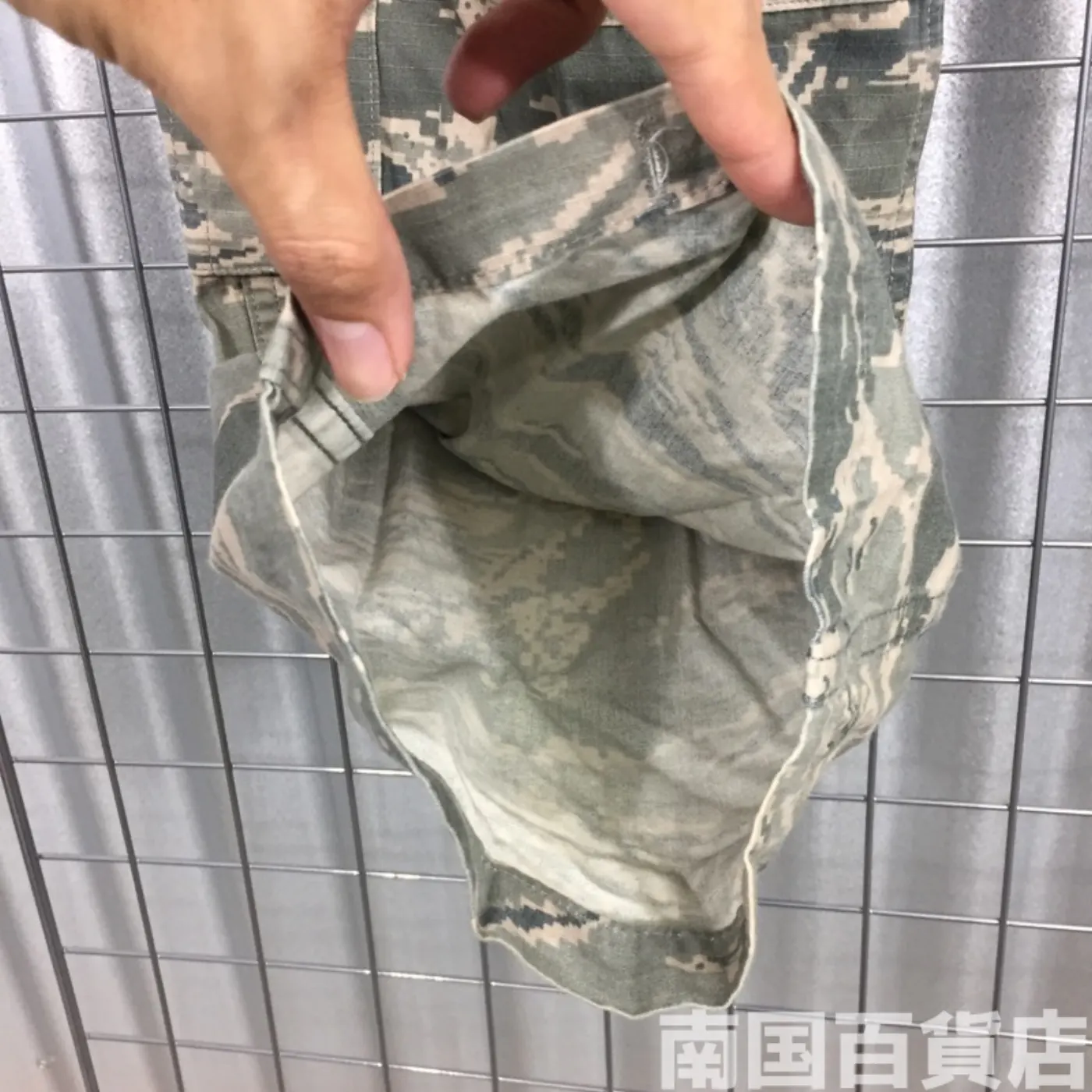 ABU タイガーパターン パンツ 30R ジャンク品 記録写真11