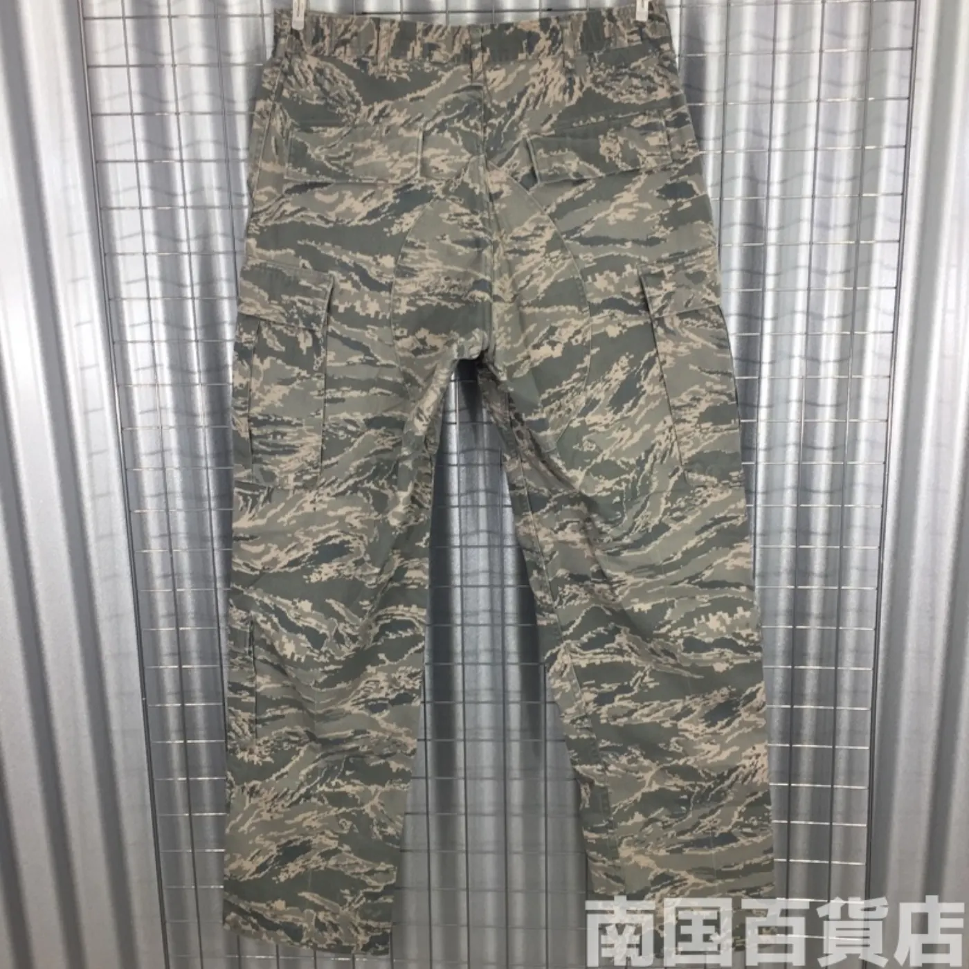 ABU タイガーパターン パンツ S-R 中古品 記録写真2
