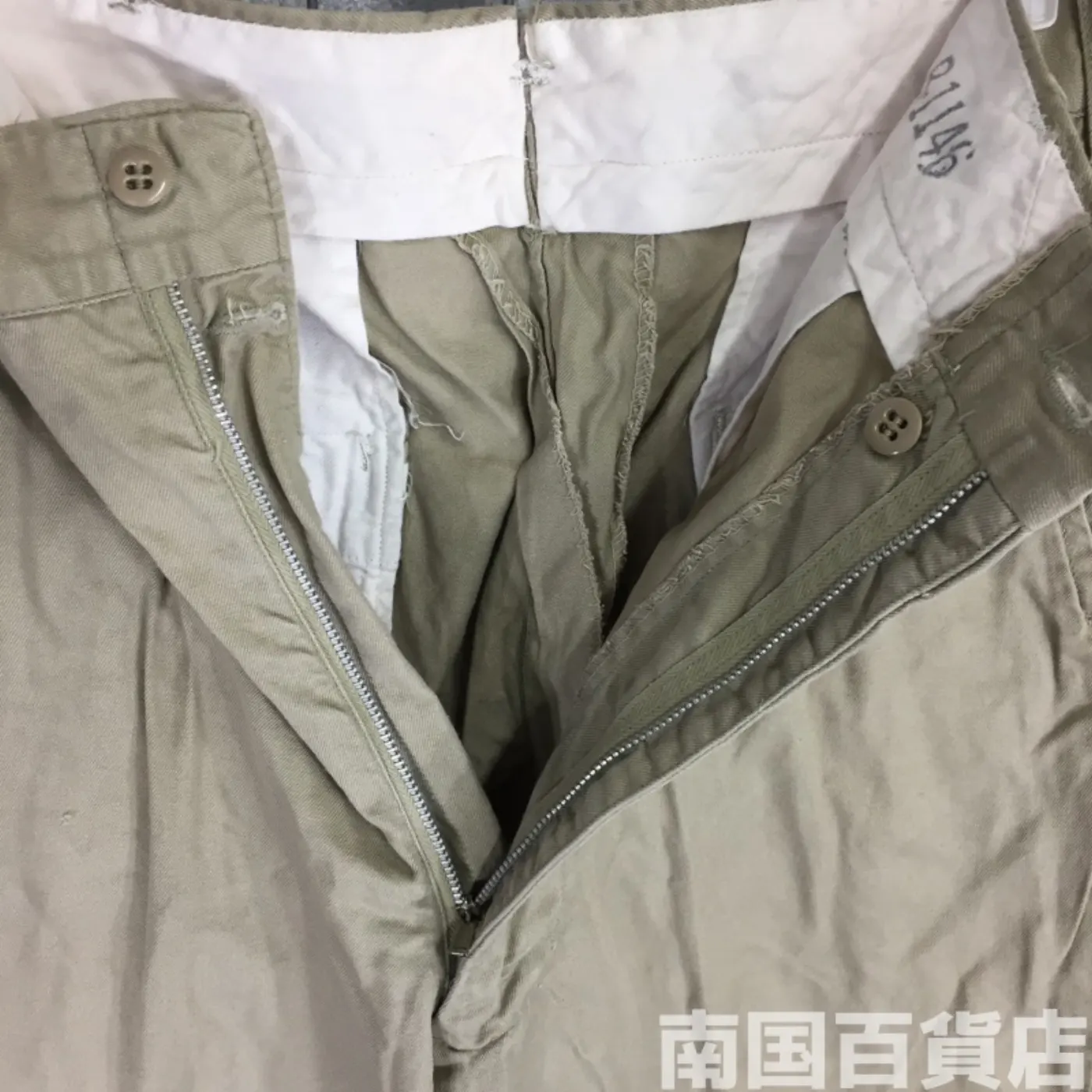 カーキードレスパンツ 30L 中古良品 記録写真5