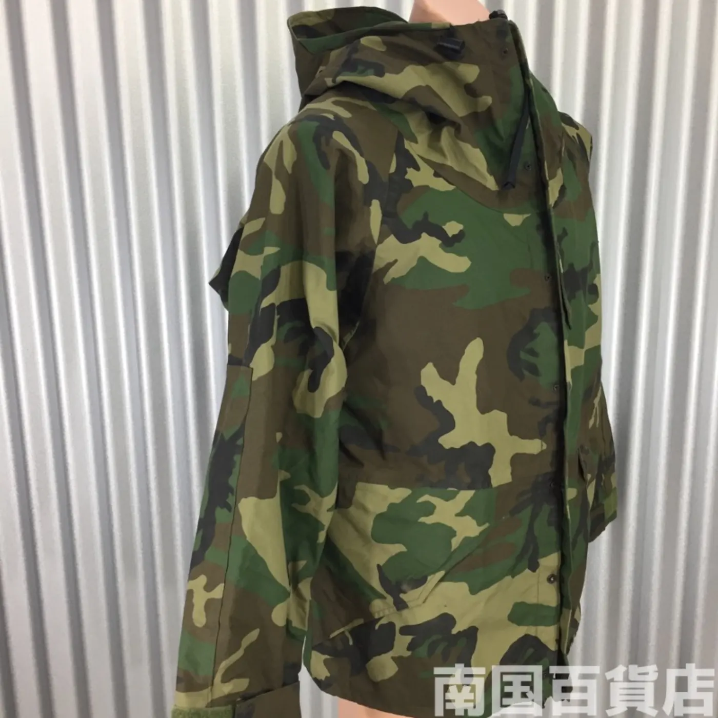 ゴアテックスパーカー M-S 中古良品 記録写真2