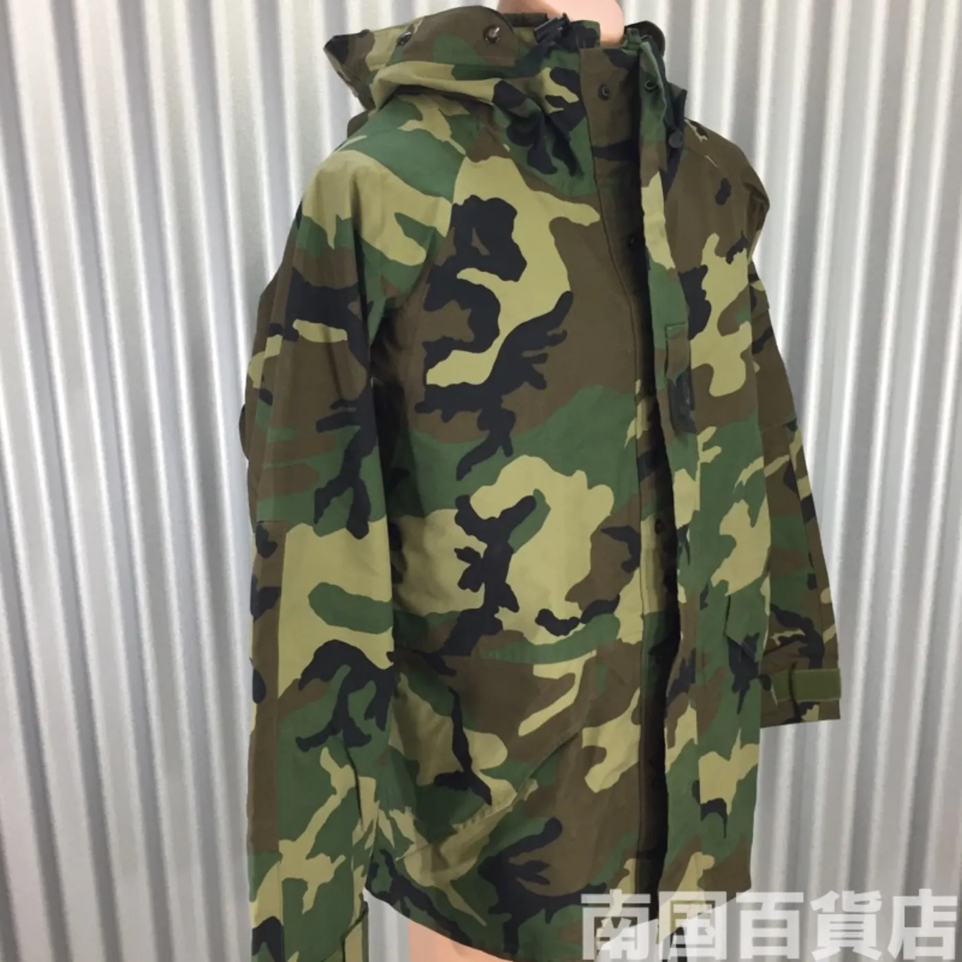 ゴアテックスパーカー M-R 中古良品 記録写真2