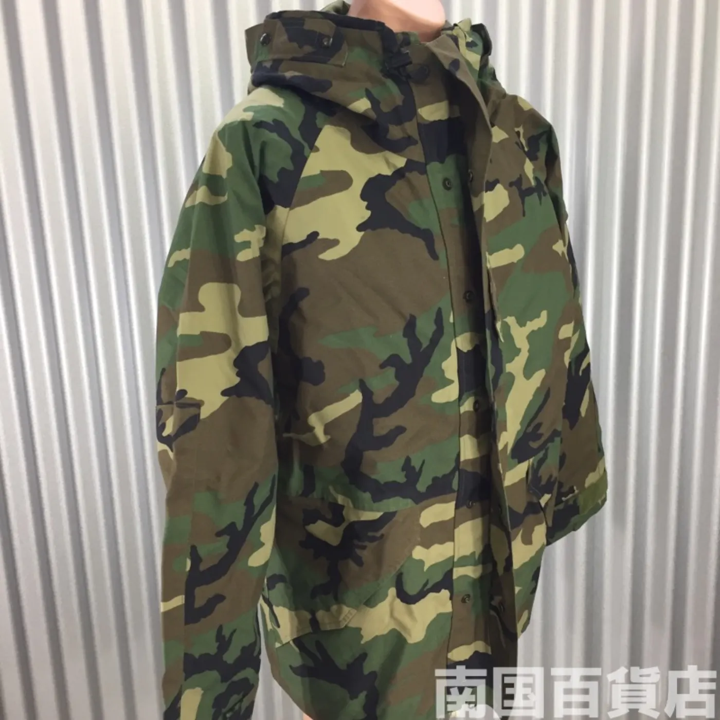 ゴアテックスパーカー M-R 中古良品 記録写真2
