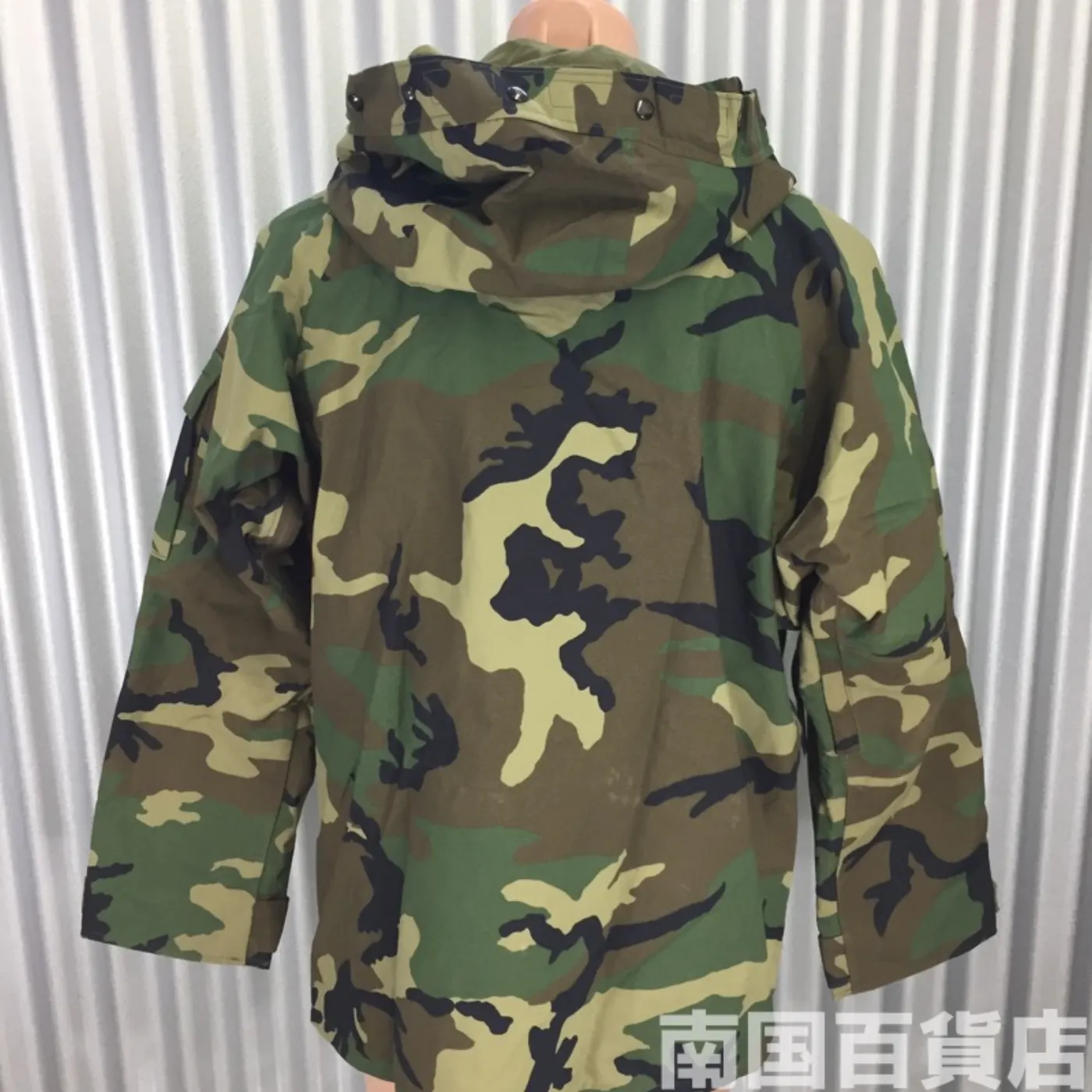 ゴアテックスパーカー M-R 中古良品 記録写真3