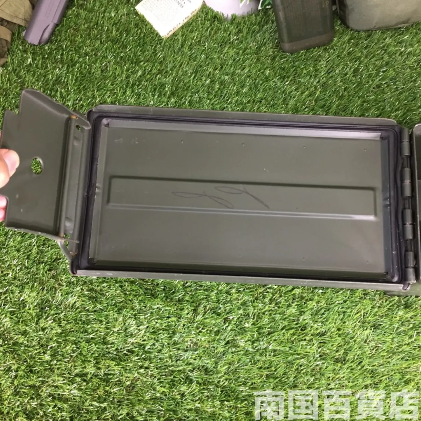 アーモボックス ステンシル入り（中） 記録写真8