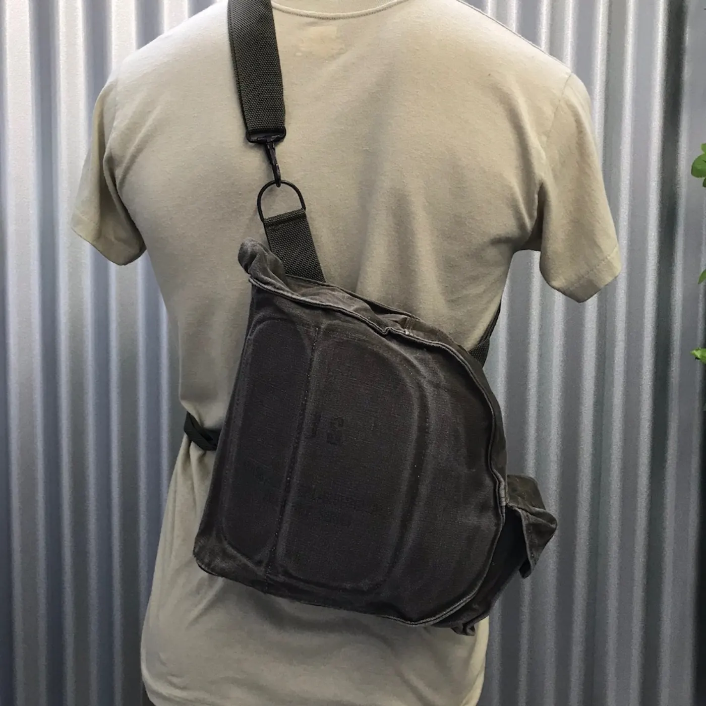 US ガスマスク バッグ 中古品 記録写真4