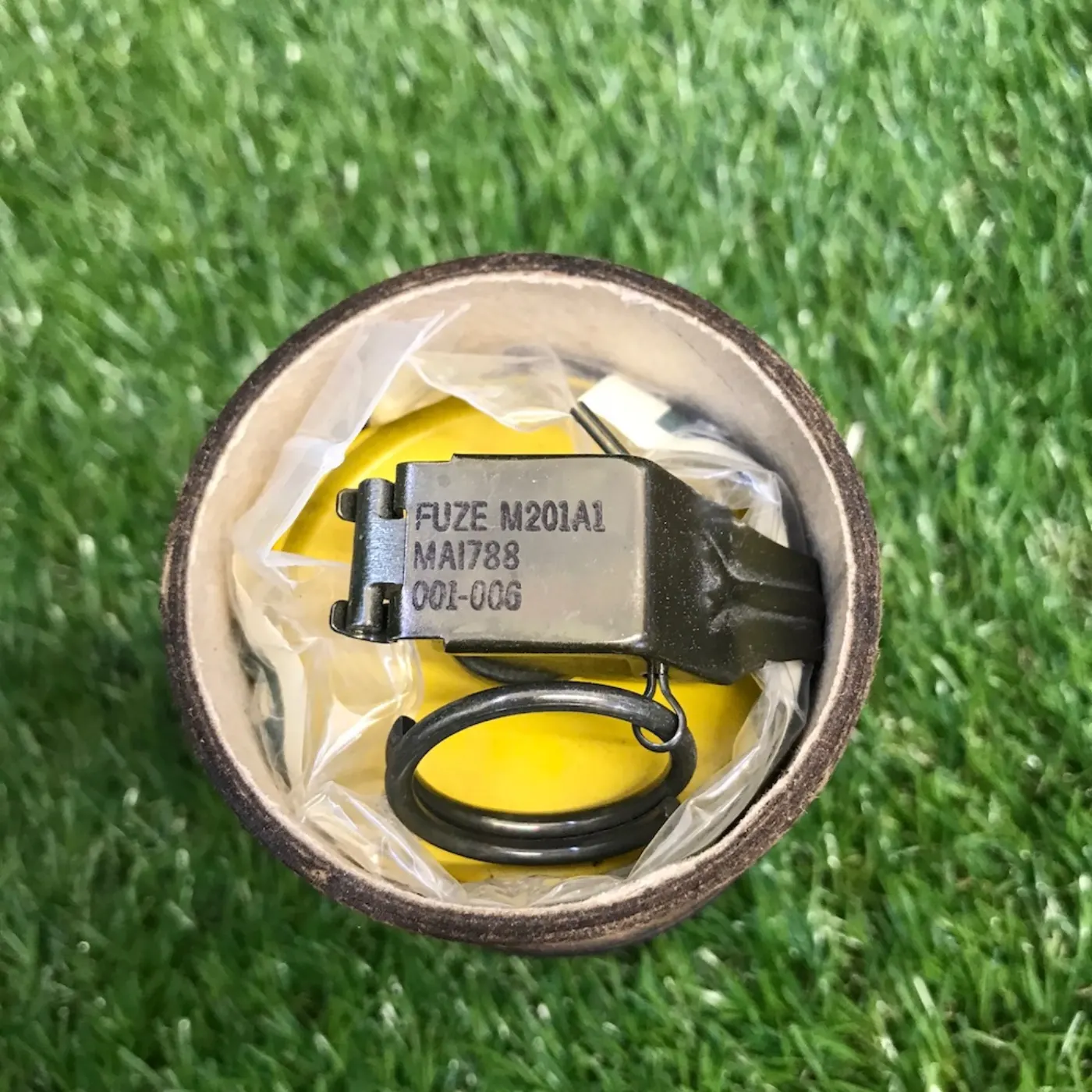 M18 SMOKE GRENADE 使用済み安全品 記録写真2