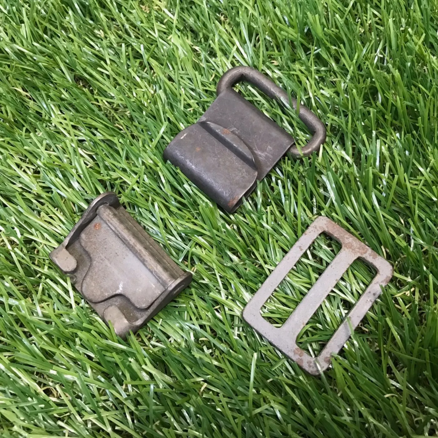 ストラップ金具 中古品 記録写真2